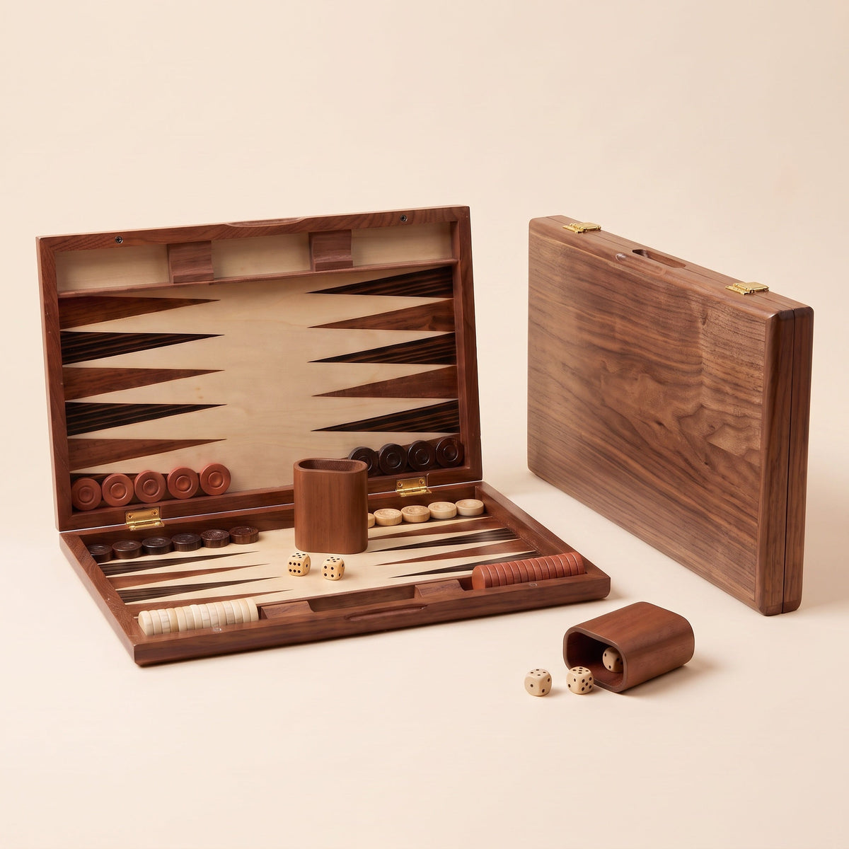 L'Aubier — Backgammon — vue 1